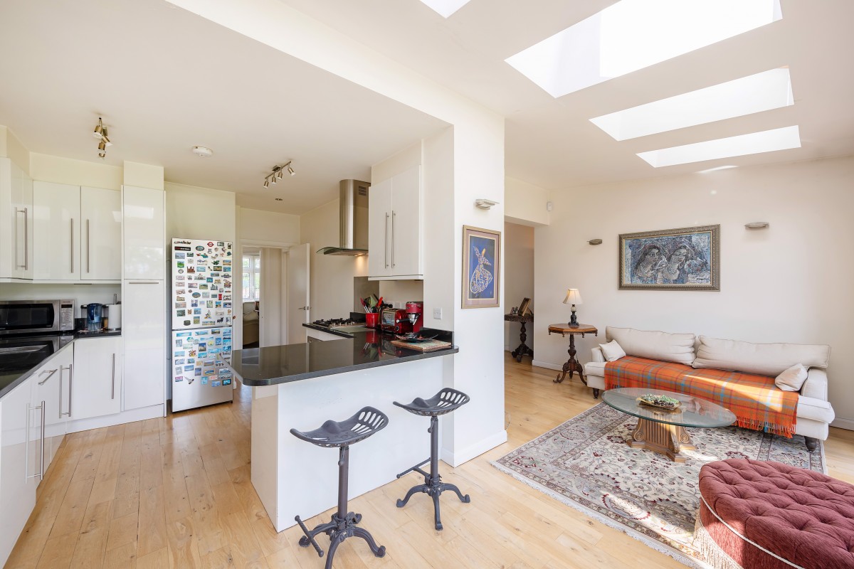 Images for Wessex Gardens, Golders Green NW11